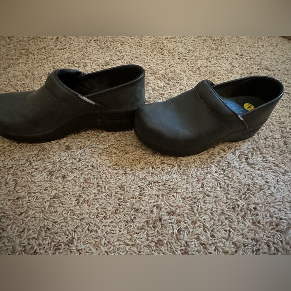Dansko clogs - Picture 2 of 4